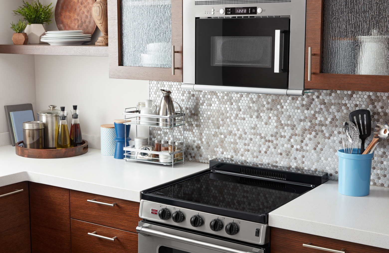 Compact microwave over a compact electric range Compact microwave over a compact electric range