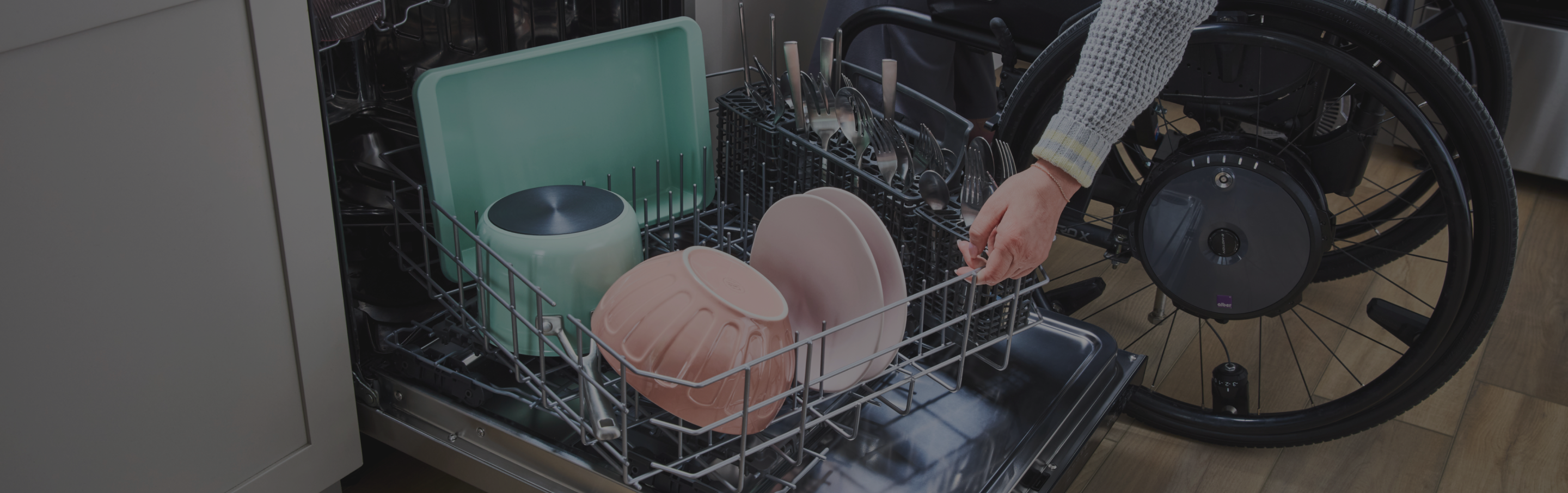 A person using the Spin&Load rack 