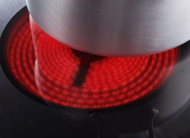Closeup of the Warm Zone Element on a cooktop