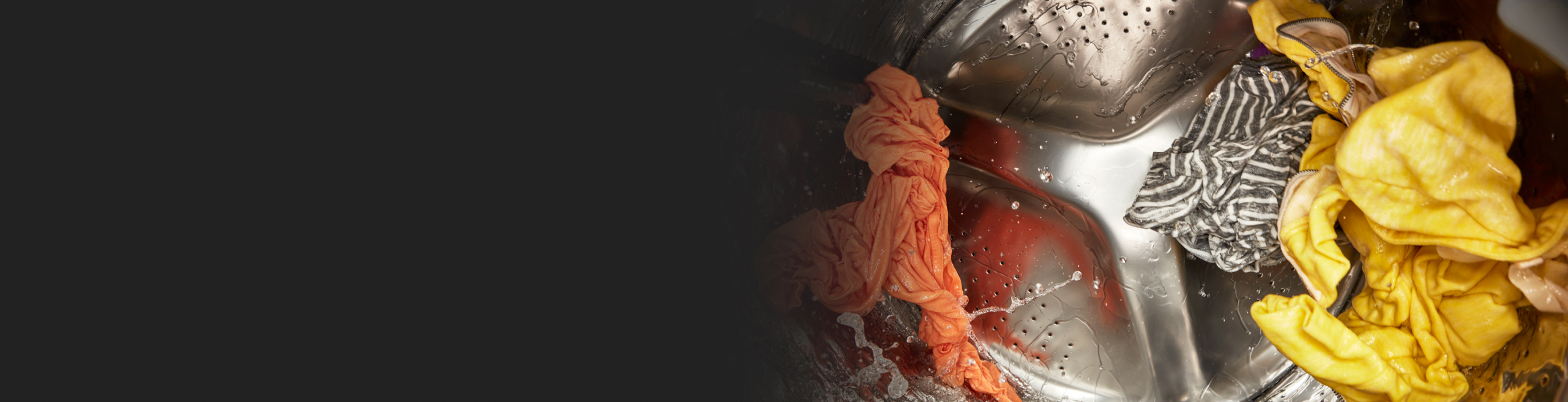 Clothes washing in a washing machine