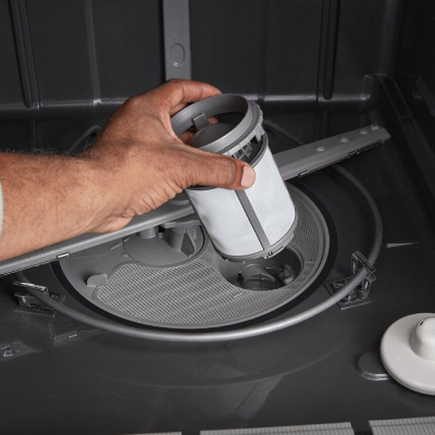 Replacing the dishwasher filter