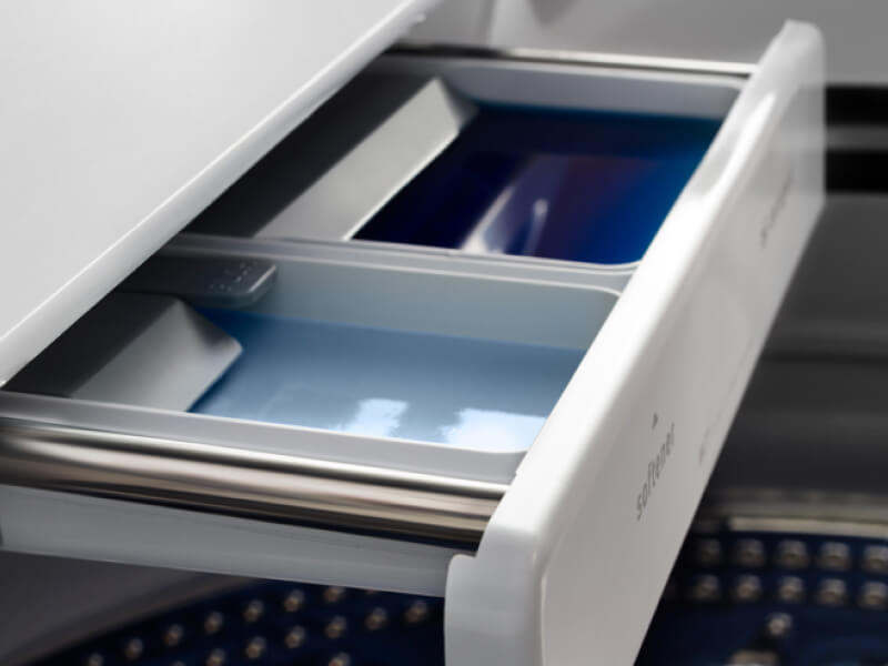 Fabric softener dispenser