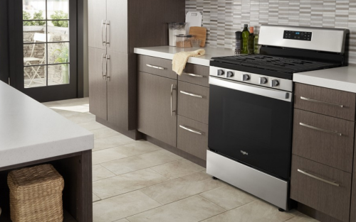 A clean Whirlpool® oven in a kitchen