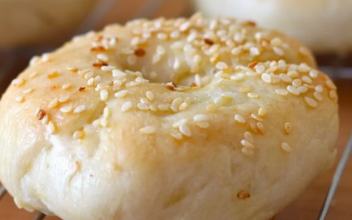 Close up of a bagel