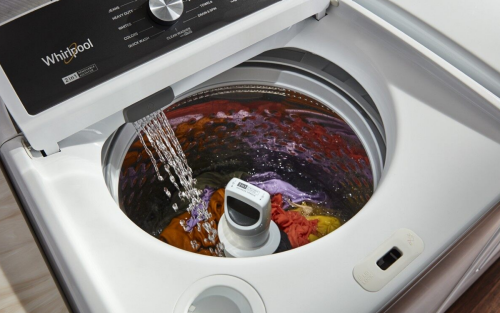 Water filling in a Whirlpool® washer