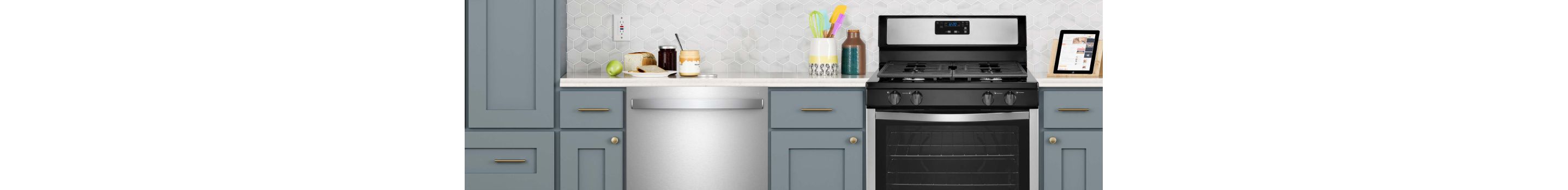 A Whirlpool® Starter Gas Range in a modern kitchen