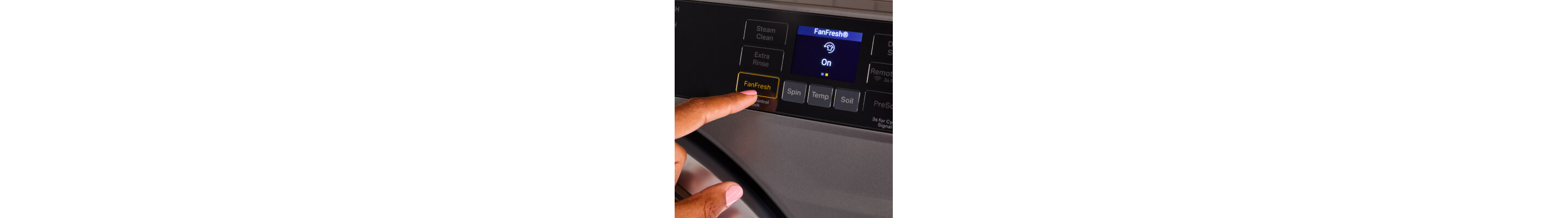 Washer control panel showing the Whirlpool® FanFresh® Option
